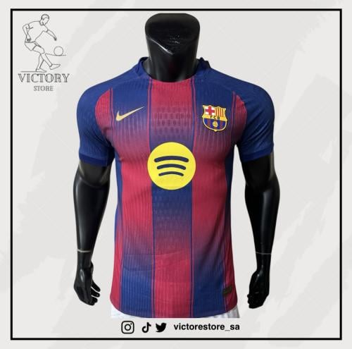 تيشيرت برشلونة الاساسي نسخة الاعبين 2025-2026