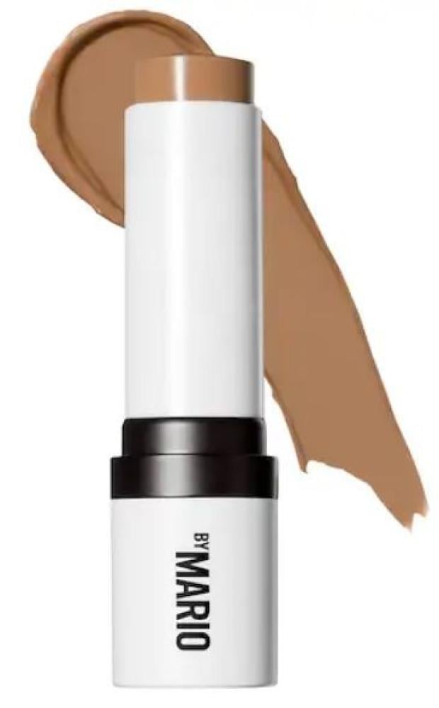 Light Medium - natural matte finish for light to light-medium skin tones (understated cool)