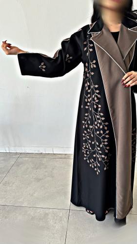 عبايه تطريز ملون