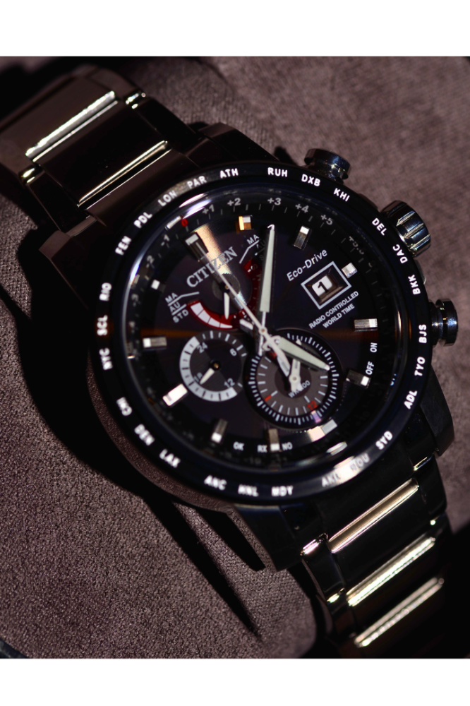 أسرار تصميم الساعات الفاخرة: رحلة إبداعية بين الحرفية والدقة