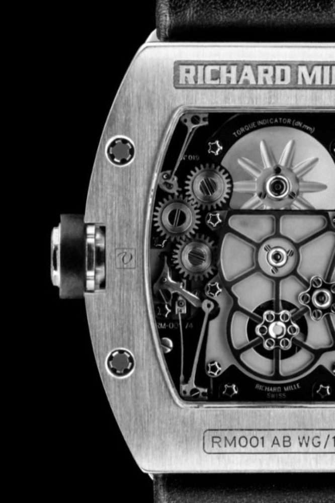 أشهر الساعات التي ارتداها المشاهير – وتفاصيلها المميزة