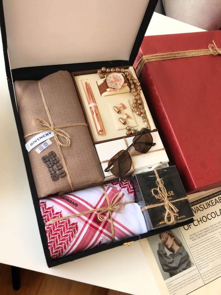 بوكس هدايا الشتاء للرجال 2025