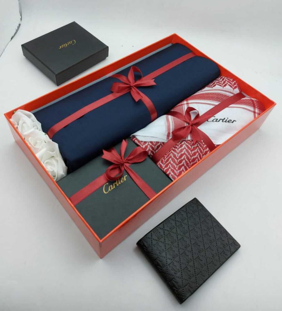 افكار هدايا شتويه رجالية ماركة كارتير