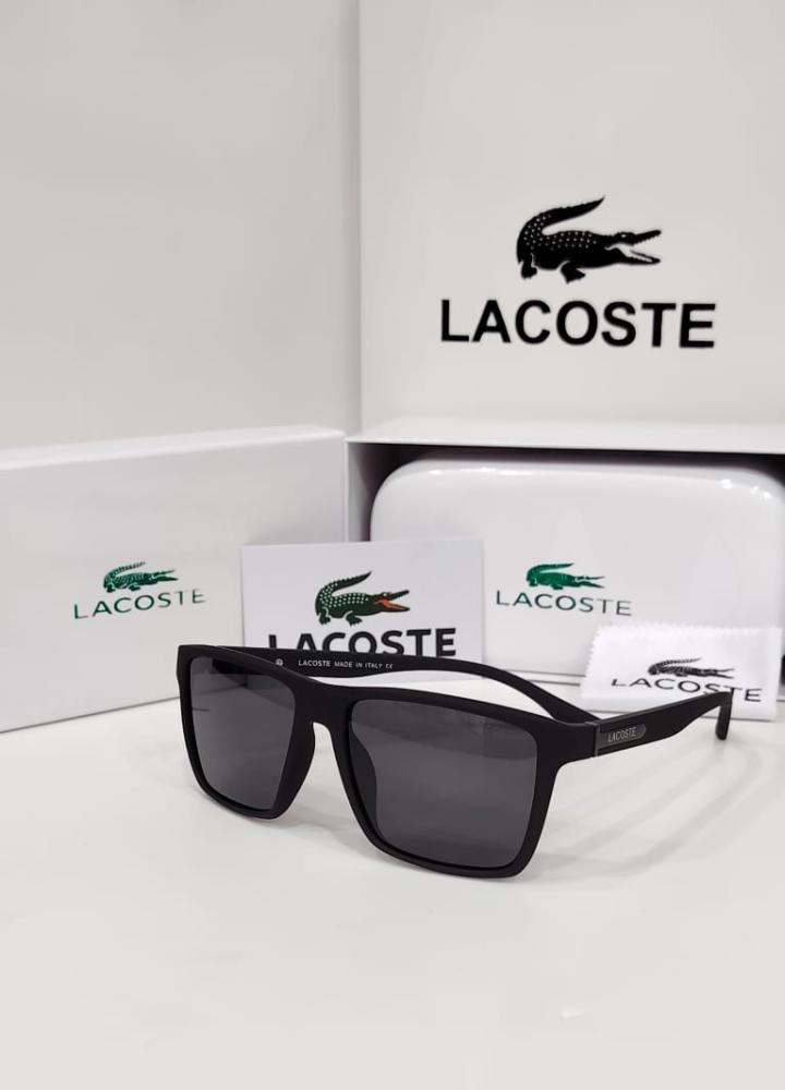 نظارات لاكوست