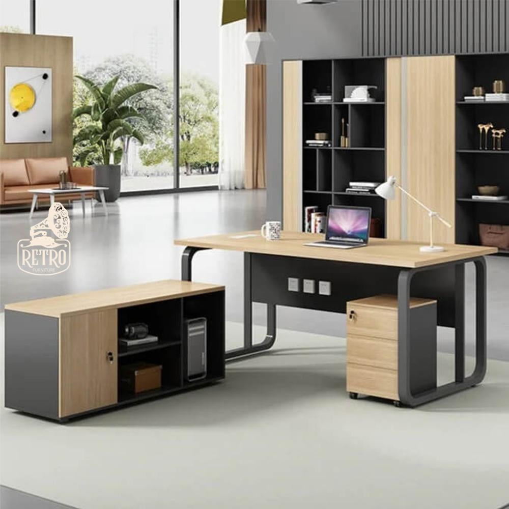 اقتن مكتب جديد وعملي علي الطراز الحديث يمكنك استخدامه للعمل أو الدراسة