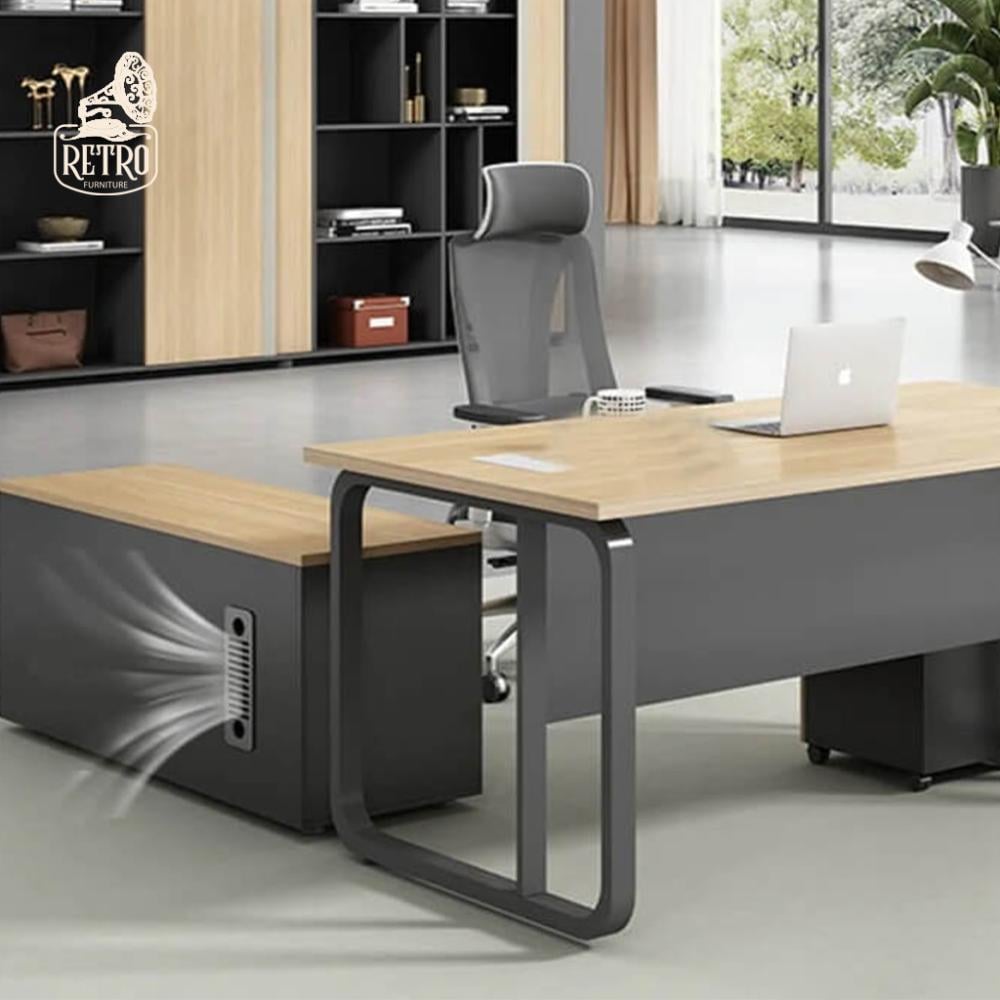 اقتن مكتب جديد وعملي علي الطراز الحديث يمكنك استخدامه للعمل أو الدراسة