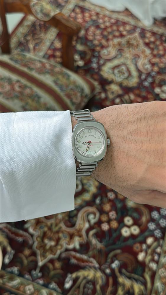 تُحفة من ساعات ويست اند واتش | West end watch cQ