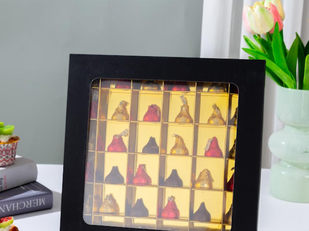 علب شوكولاتة فاخرة غطا منفصل مقسم ٣٦