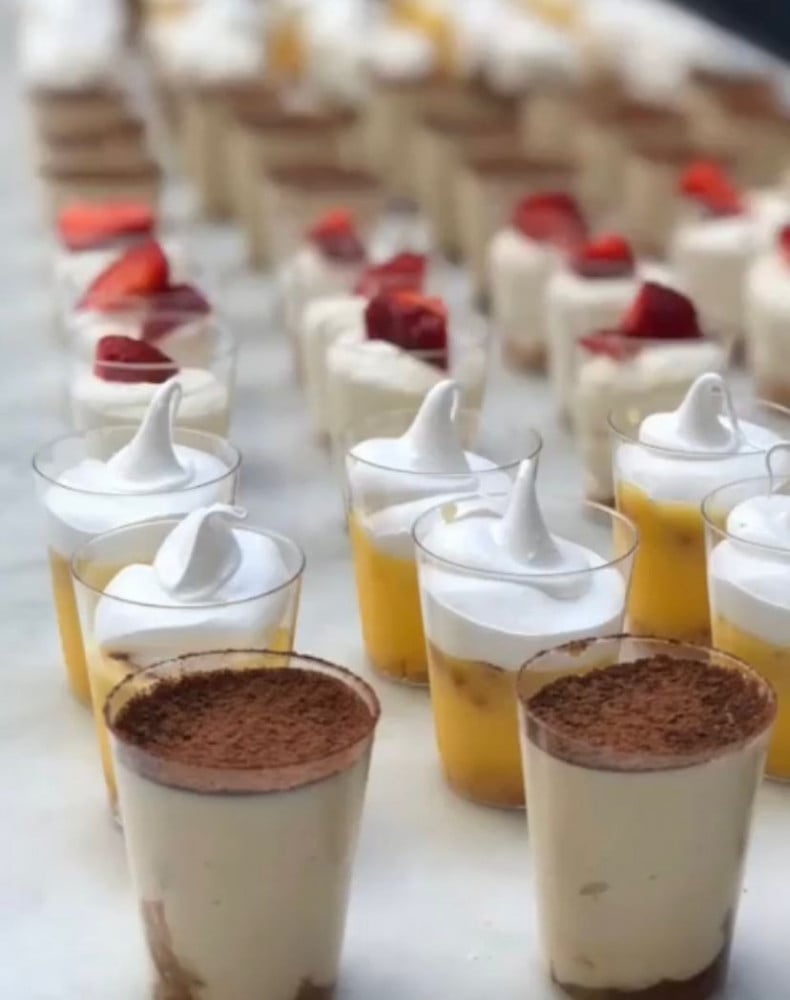 كاسات اكريلك للتوزيعات