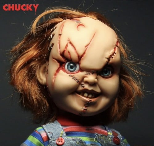 Mezco Toyz Child's Play Talking Mega Scale Chucky...