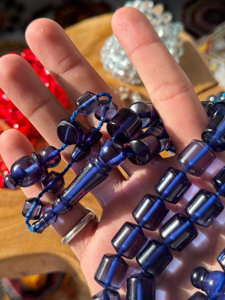 كاست امريكي - كحلي شفاف