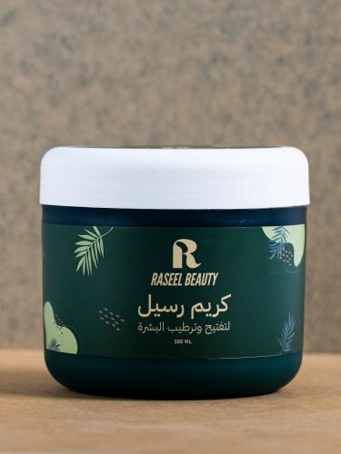 كريم رسيل للتفتيح والترطيب
