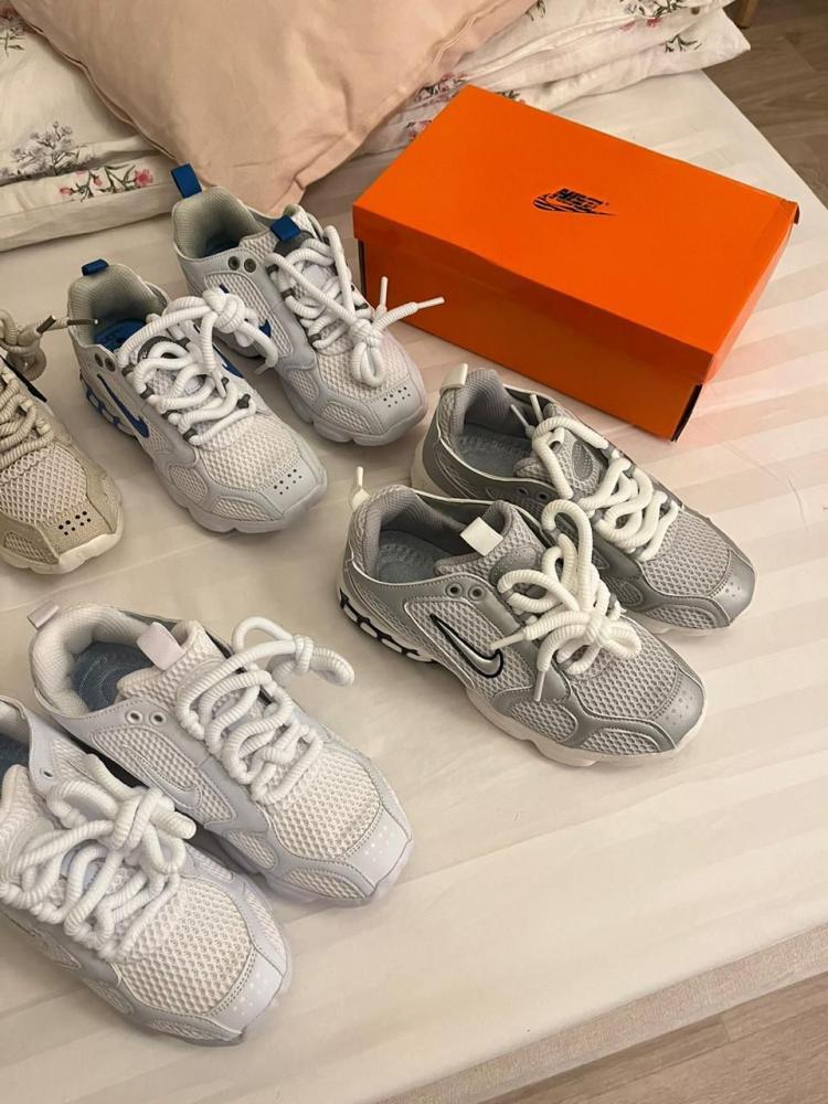 شوزات NIKE