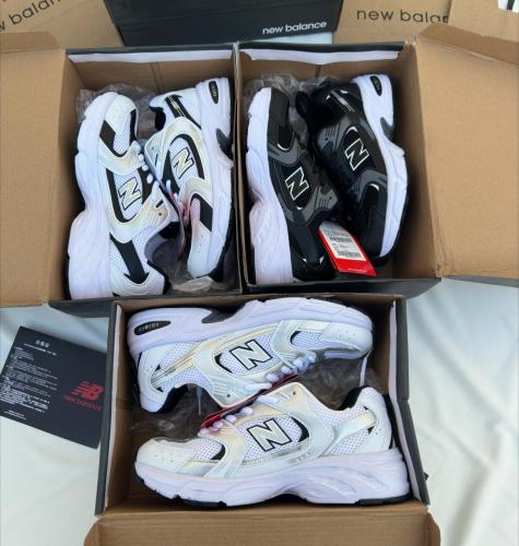 شوزات new balance