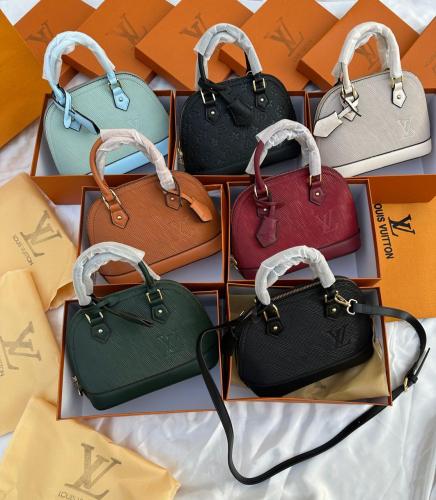 LOUIS VUITTON