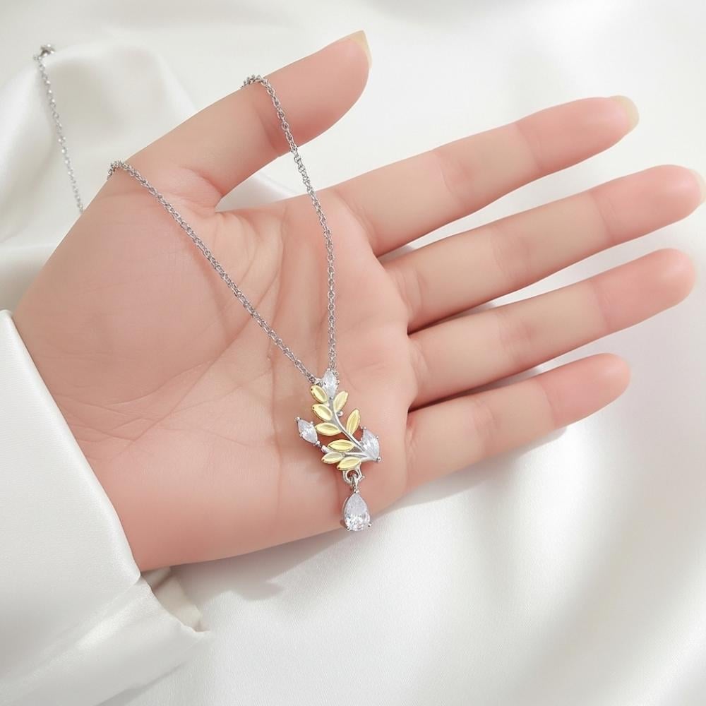 سلسلة أنيقة من الفضة925 مطلية روديوم ومطعمه بالزيركون