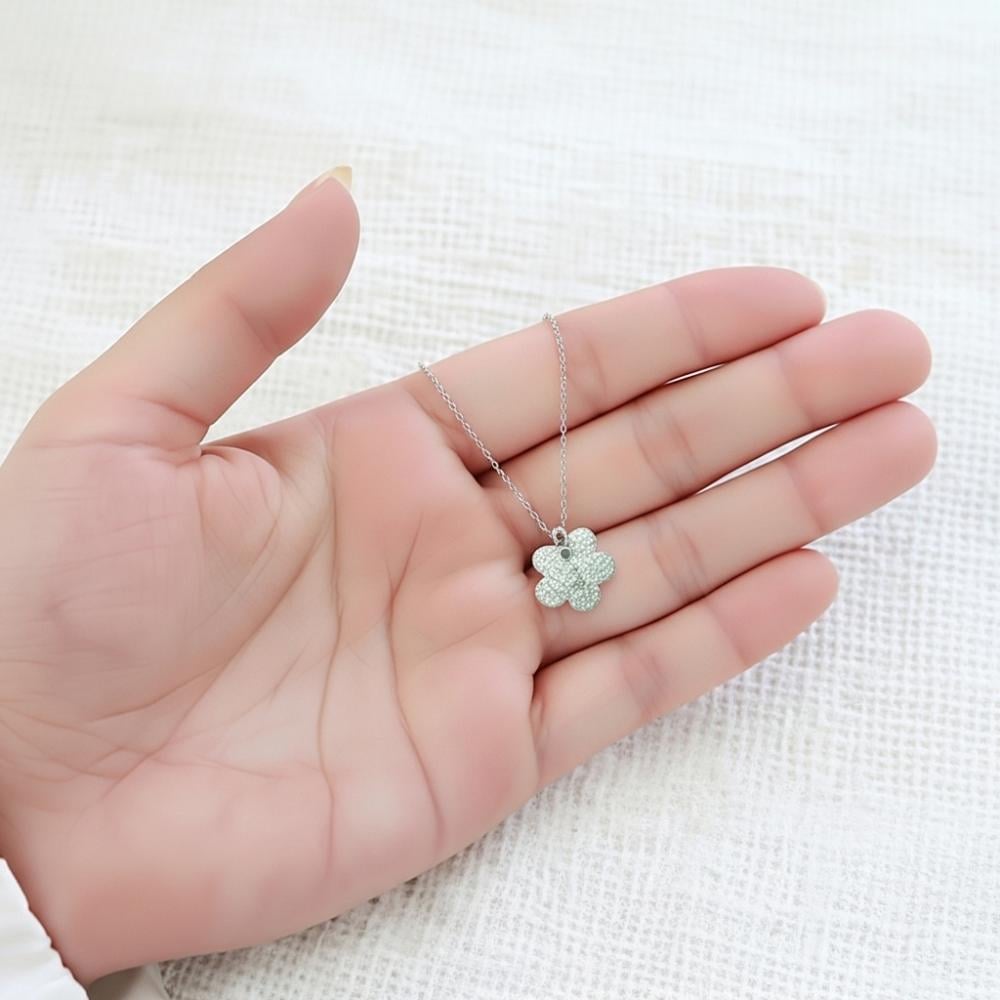 سلسلة الروز قطعة أنيقة من الفضة 925 مطعمة بالزيركون