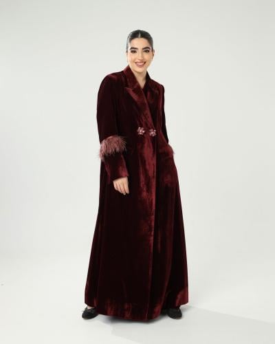 مخمل عنابي