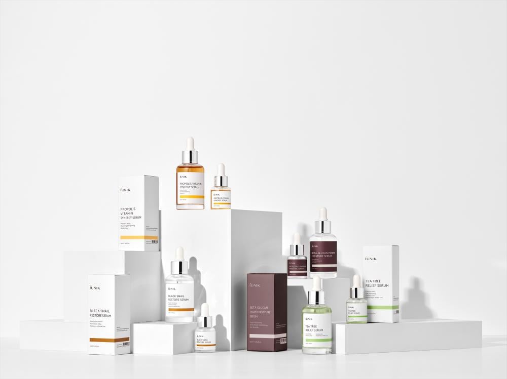 العناية ببشرتك في النهار والليل: تقنيات كورية لبشرة متألقة