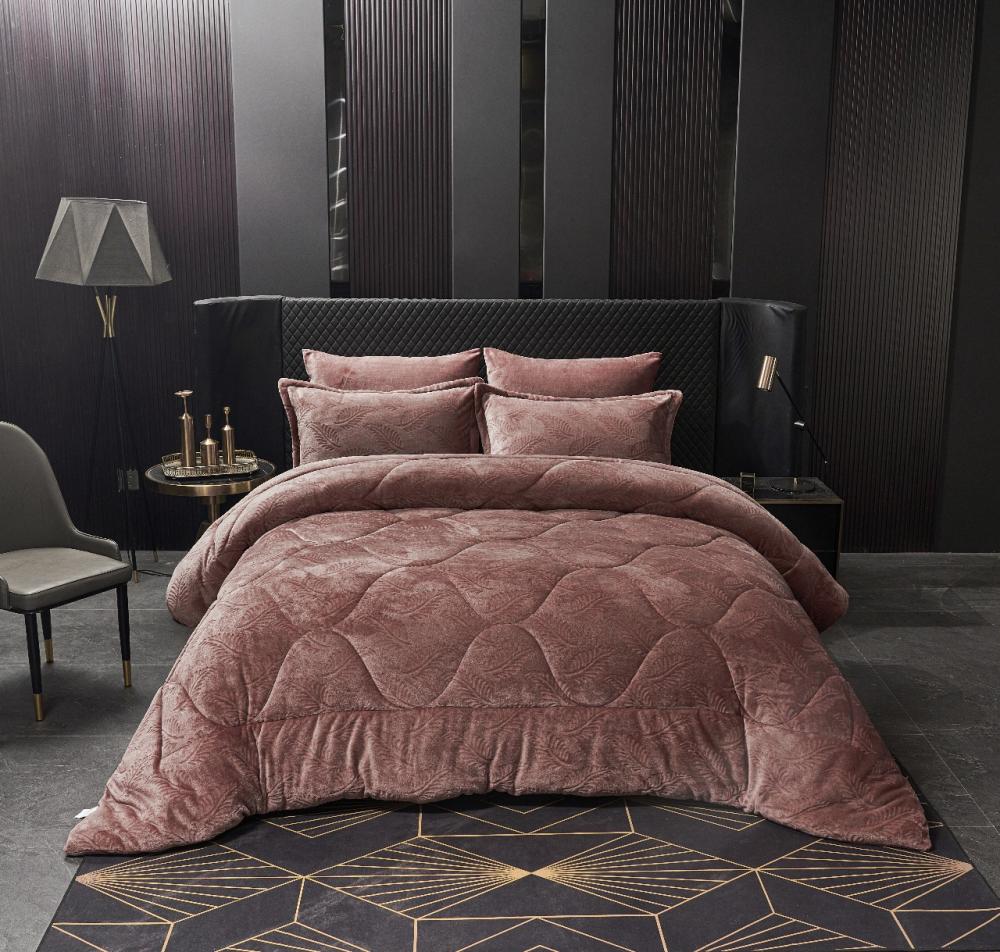 طقم مفرش شتوي نفر ونصف 4  قطع موديل 3