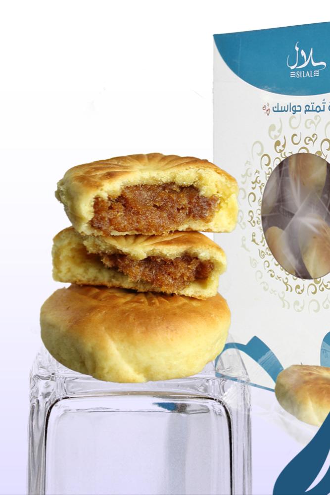 Natural date maamoul from Salal Dates and Popular Foods Store