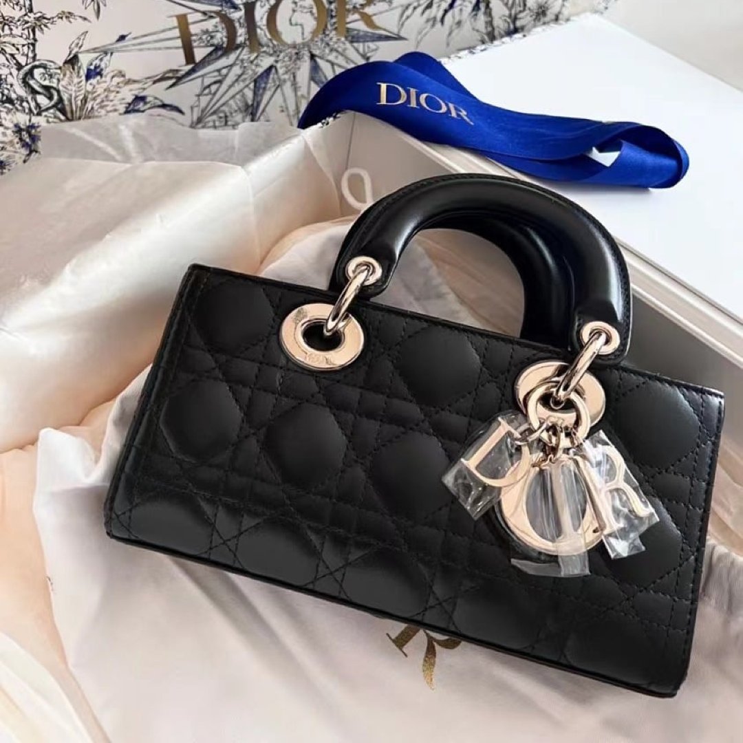 شنطة ديور لون أسود Small Lady D-Joy Bag
