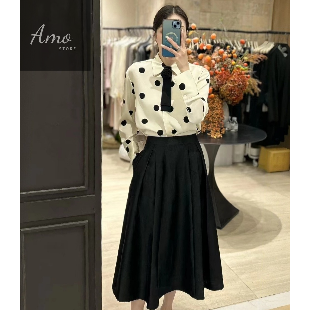 تنورة ميدي قصة كوين كشخة لون أسود ملكي اطلالة انيقة