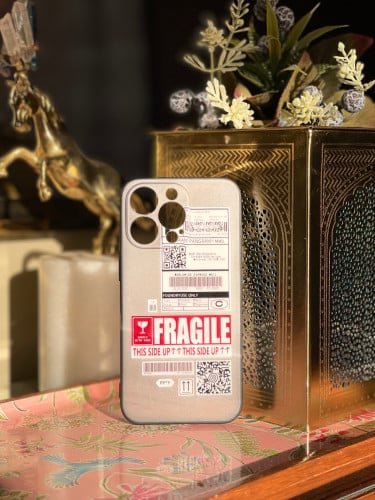 كفر حماية ايفون بأشكال منوعه