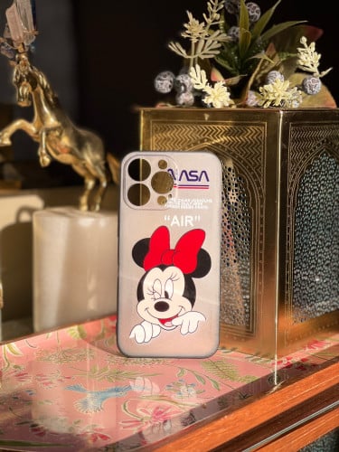 كفر حماية ايفون بأشكال منوعه