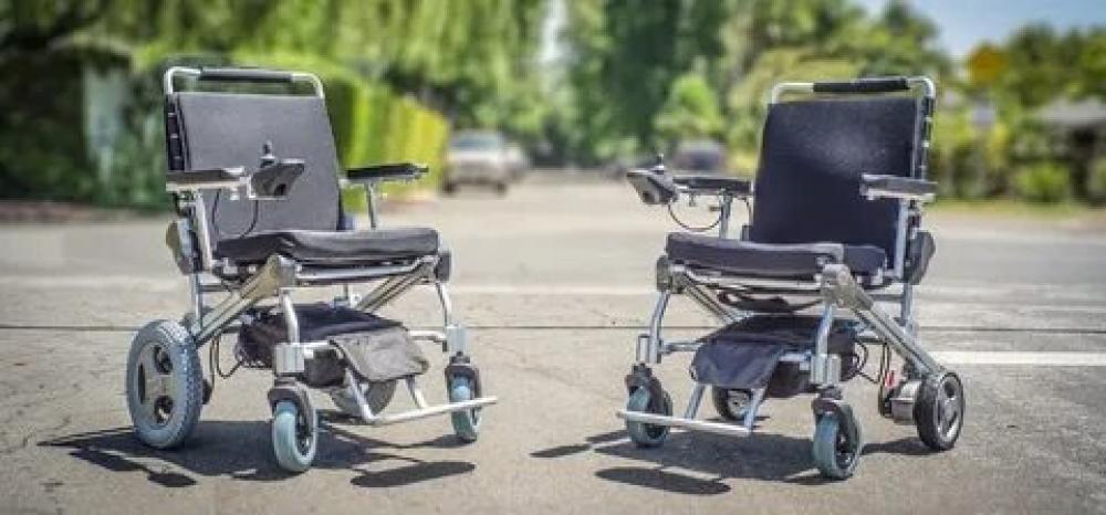 كراسي كهربائية للمعاقين: الحل الأمثل للتنقل بحرية واستقلالية