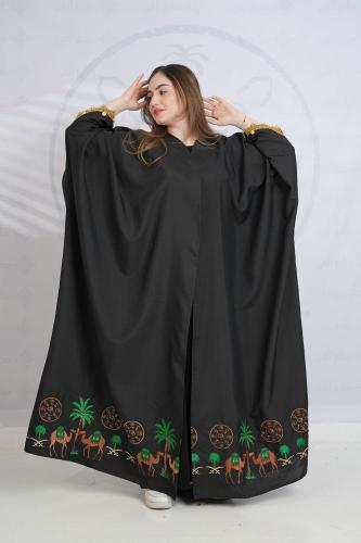 بشت سائي للتأسيس متزين بتطريز الهوية من الاسفل