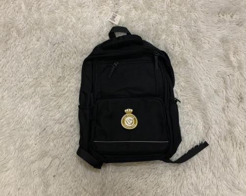 شنطة مدرسية بشعار نادي النصر  2025