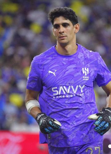 طقم حارس الهلال بونو الون بنفسجي