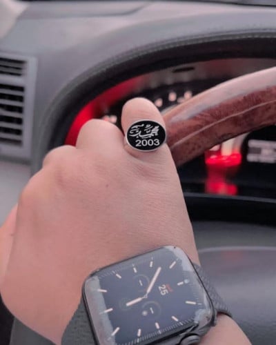 خاتم ملكي بالاسم - تصميم حسب الطلب