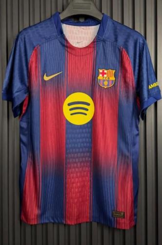 تيشيرت نادي برشلونة الاساسي الجديد 2026