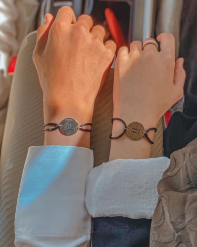 اساور بالاسم والتاريخ تصميم حسب الطلب