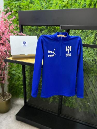 بلوفر الهلال الأزرق الجديد 2026