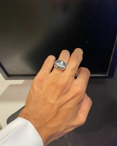 خاتم ملكي بالاسم - تصميم حسب الطلب