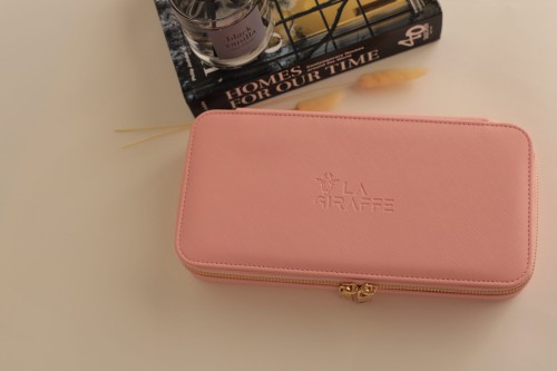 Blush Jewellrey Case | بلش حافظة المجوهرات