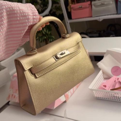 Kelly Gold 22 cm