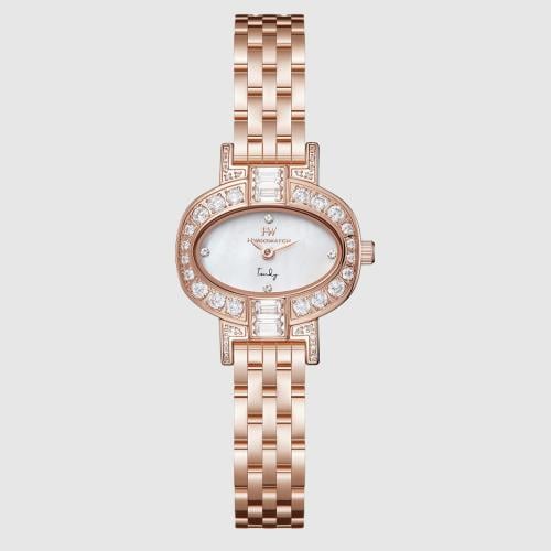 Hugo Watch Women's Watch 258115 Rose Gold اللون:(فضي)