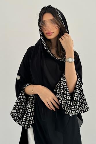 عباية تطريز ابيض كريب ملكي أكمام مفتوحة