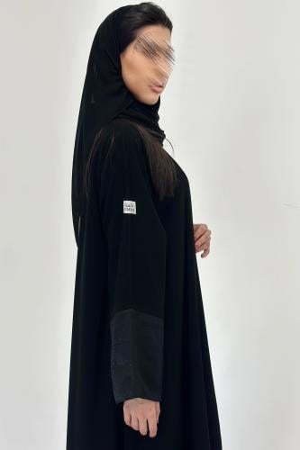 عباية كريب أكمام جاكار حرير