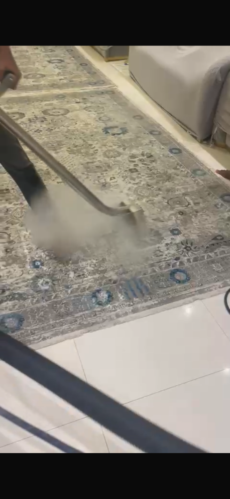 تنظيف السجاد بالبخار: الحل الأمثل للنظافة الفورية مع CleanExpress!