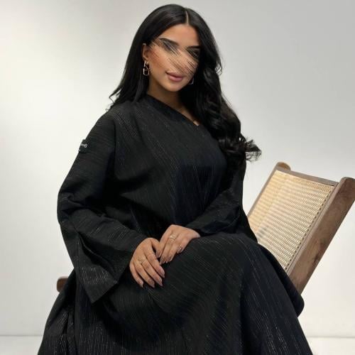 فيونكه سوداء لامعه