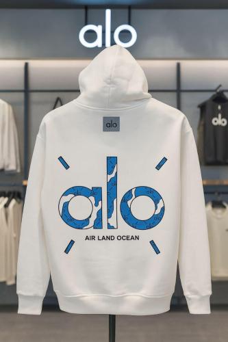 alo - Unique T-Shirts