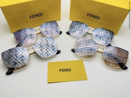 نظارة فندي المتوفر اللون البني فقط