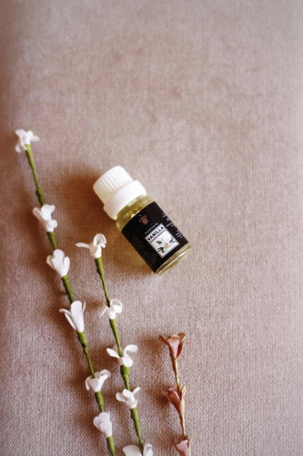 زيت فواحة برائحة الفانيليا