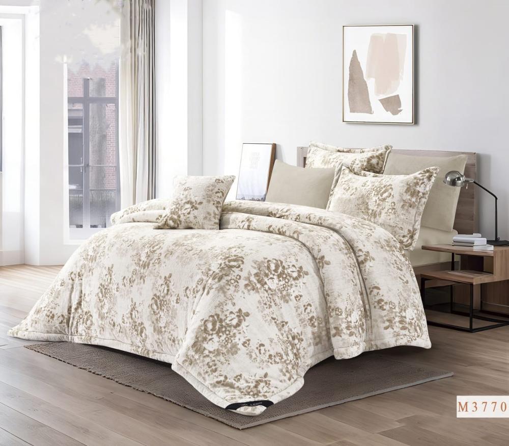 مفرش فتون مخمل مشجر شتوي مزدوج