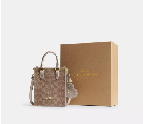 Boxed كوتش | coach